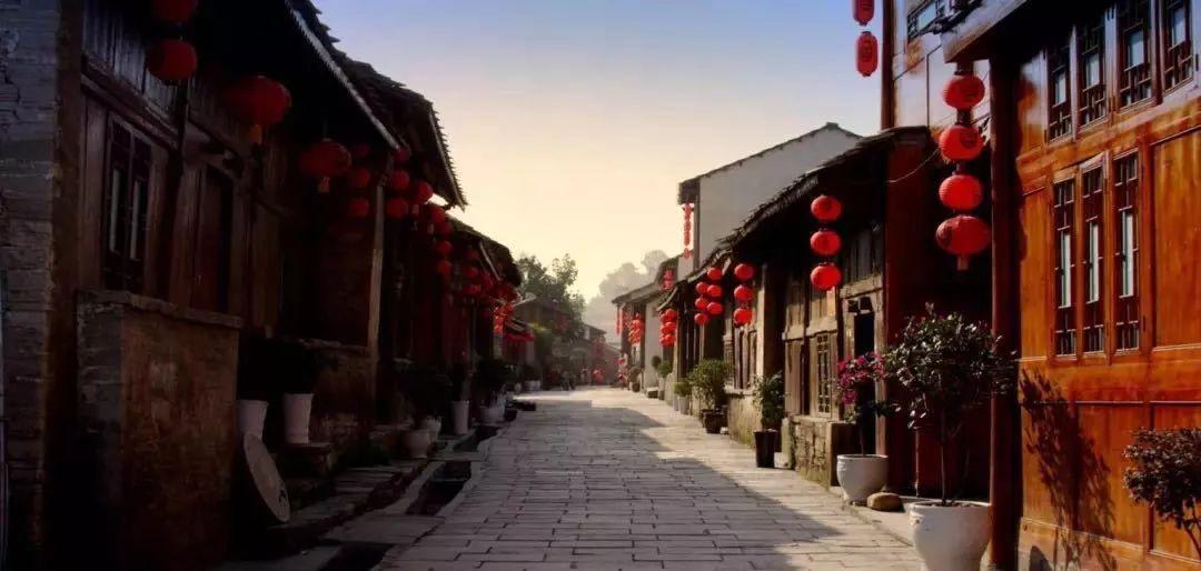 在宁波吃饭,点了一只梭子蟹就花了90元,太贵了吧?